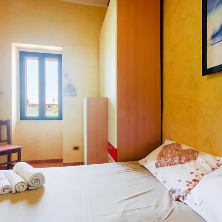 Air-conditioned In With Parking And Bicycles Holiday home