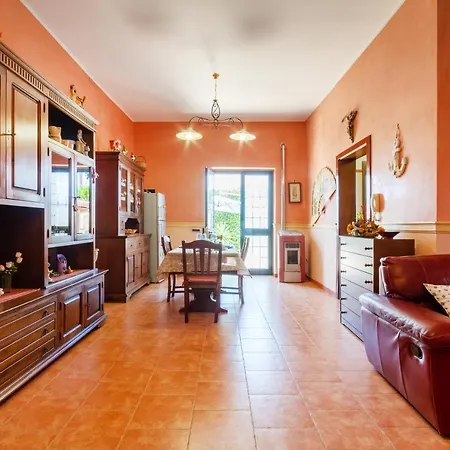 Holiday home Air-conditioned In With Parking And Bicycles