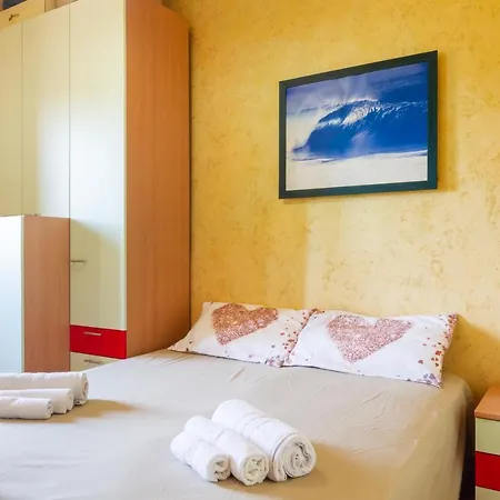 Holiday home Air-conditioned In With Parking And Bicycles